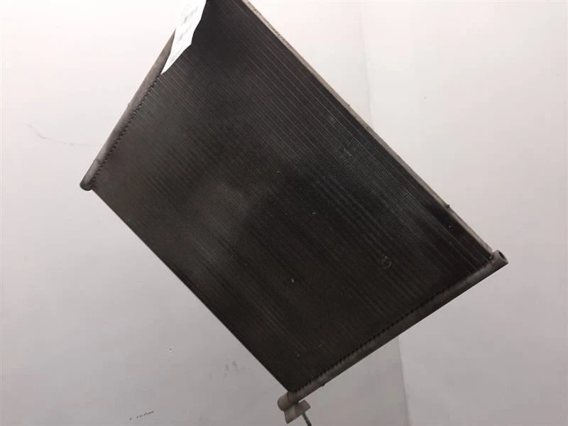 Condensador de aire acondicionado 04-09 Dodge Durango 55056165AA Foto 3 de 4