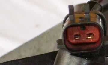 Conjunto de ventilador de refrigeración de doble radiador y condensador para 02-04 Jeep Liberty 2,4 L Foto 3 de 3