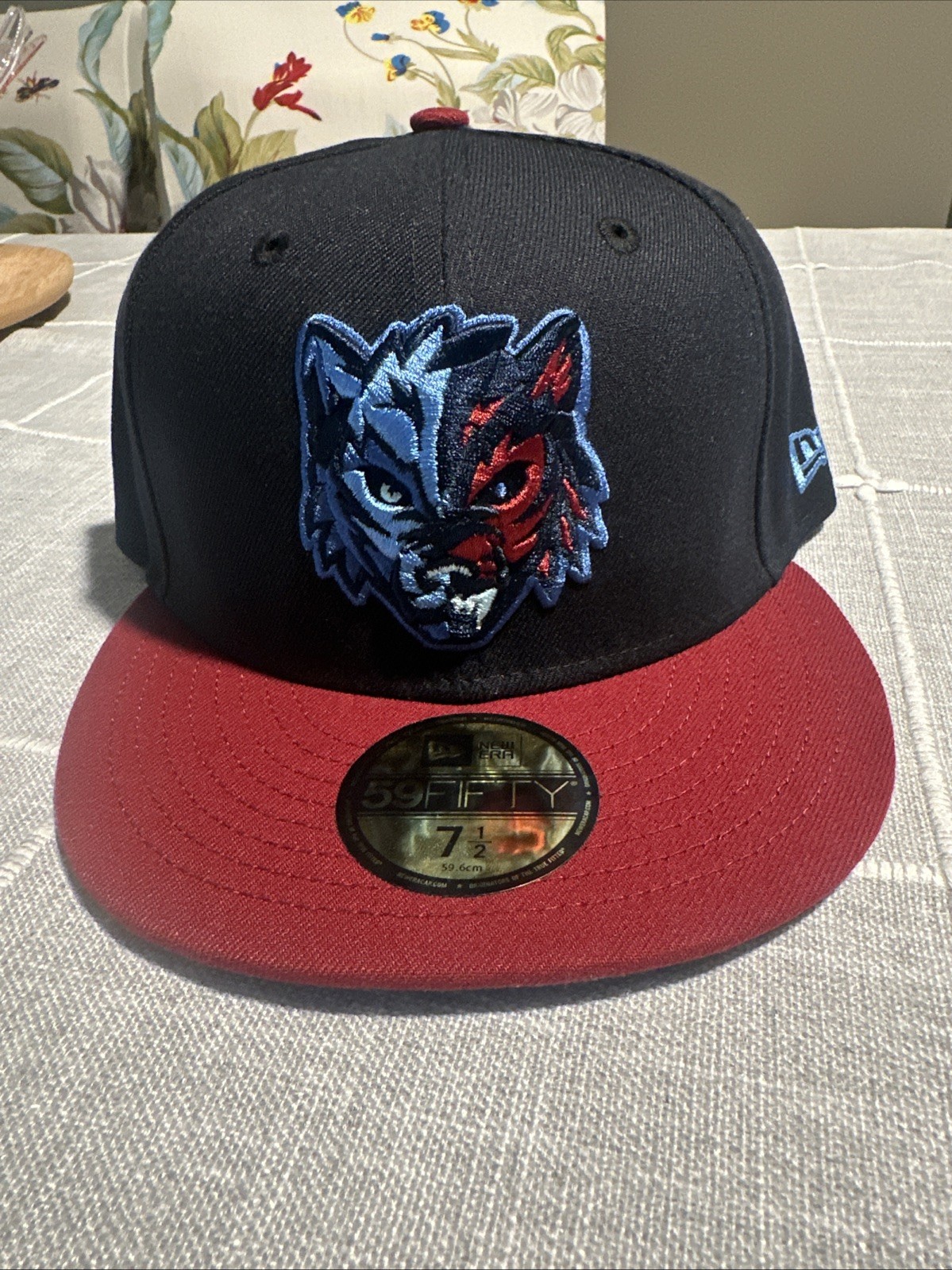 Picture 1 of 1