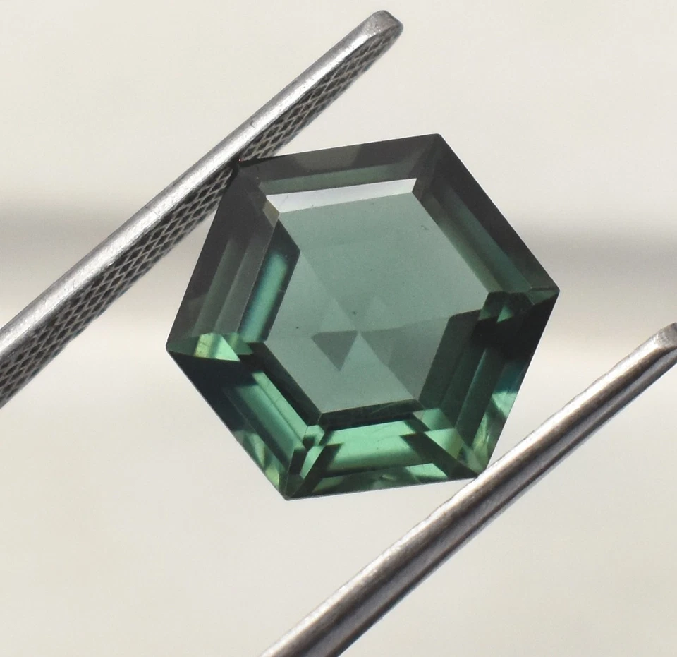 Green Tourmaline Hexagon Shape Loose Gemstone 8 mm 10 mm 12 mm 15 mm 20 mm - Image 4 of 4
