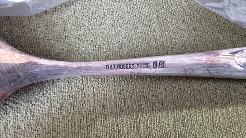 Vintage 1847 Rogers Bros Magic Rose 75 Piece Silver Plated Set With Case-Unused! - Picture 8 of 17