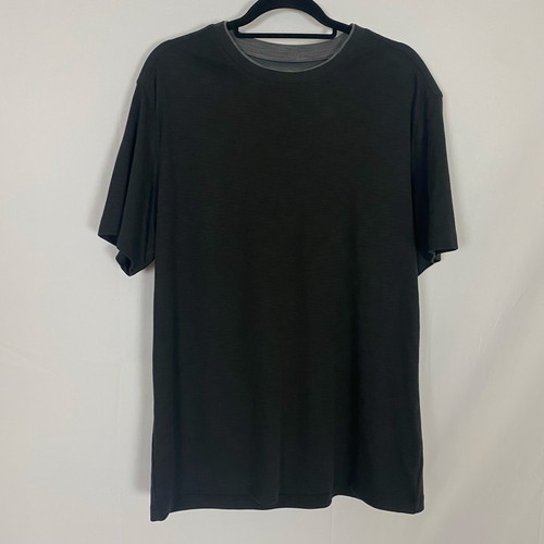 Van Heusen Black Classic Fit Rayon Blend Men's Shirt Size Large Lightweight - Picture 1 of 9