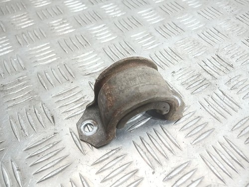 BMW 1 E82 E88 2011 Halterung Stabilisator vorne 6787016 Diesel 105kW UST94883