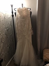 W1 WHITE ONE WEDDING DRESS style WOJACOBELA