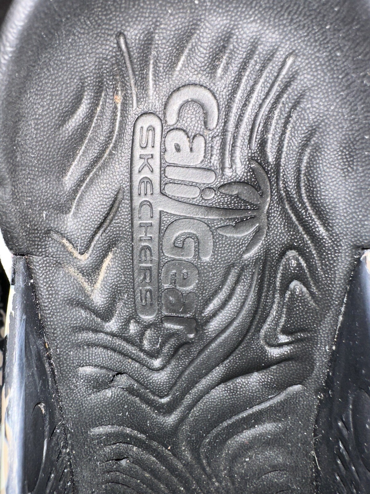 Picture 8 of 9