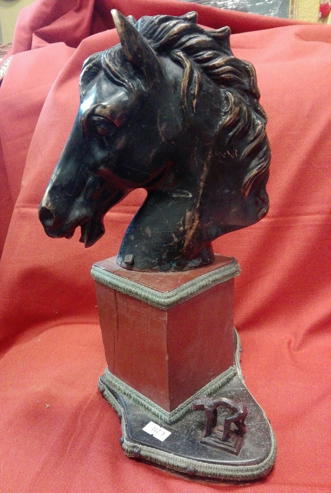 Foto 3 di 9