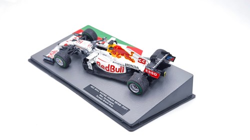 Red Bull Racing Honda RB16B 2021 Max Verstappen 1:43 Centauria - Picture 4 of 6
