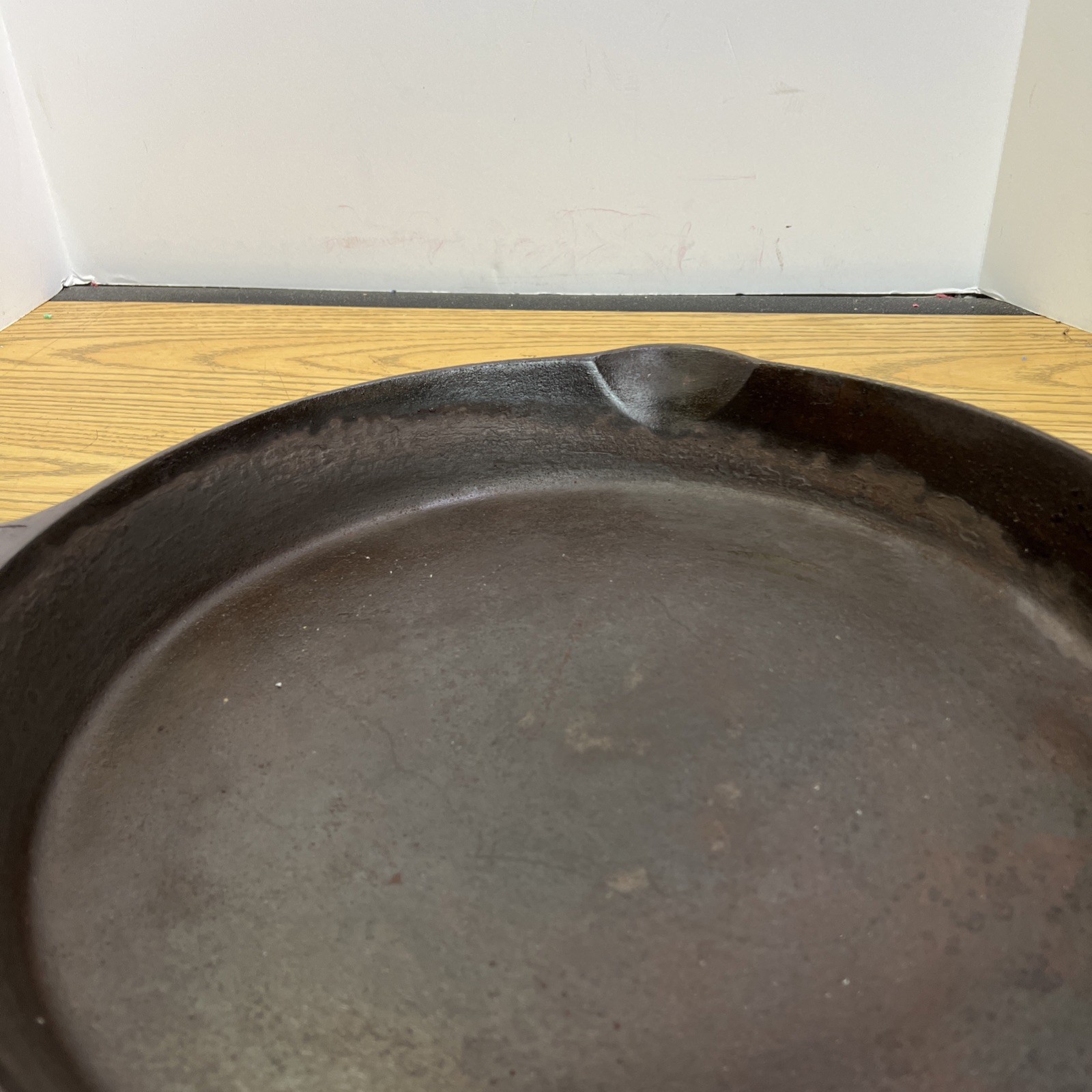 Iron Dim Unmarked Griswold/Wagner Ware No 14 Cast Iron Skillet 15 1-4 Inch A W ...
