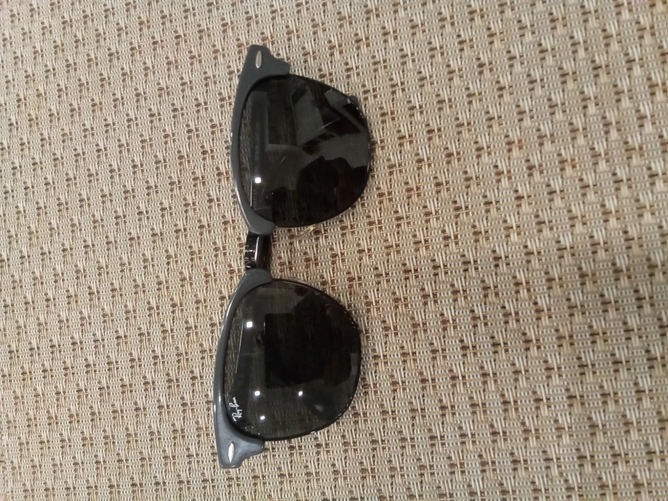 Ray-Ban Clubmaster, foto 1 di 5
