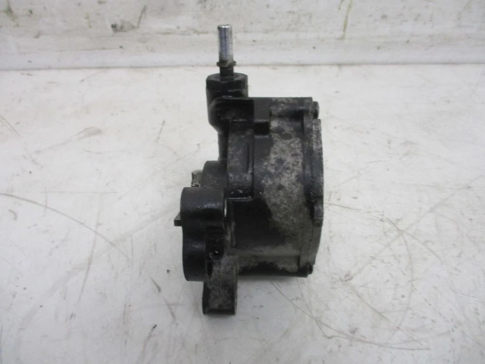 Bomba de vacío Ixda compatible con Ford Focus II Notchback (Da _) 2.0 Foto 2 de 4