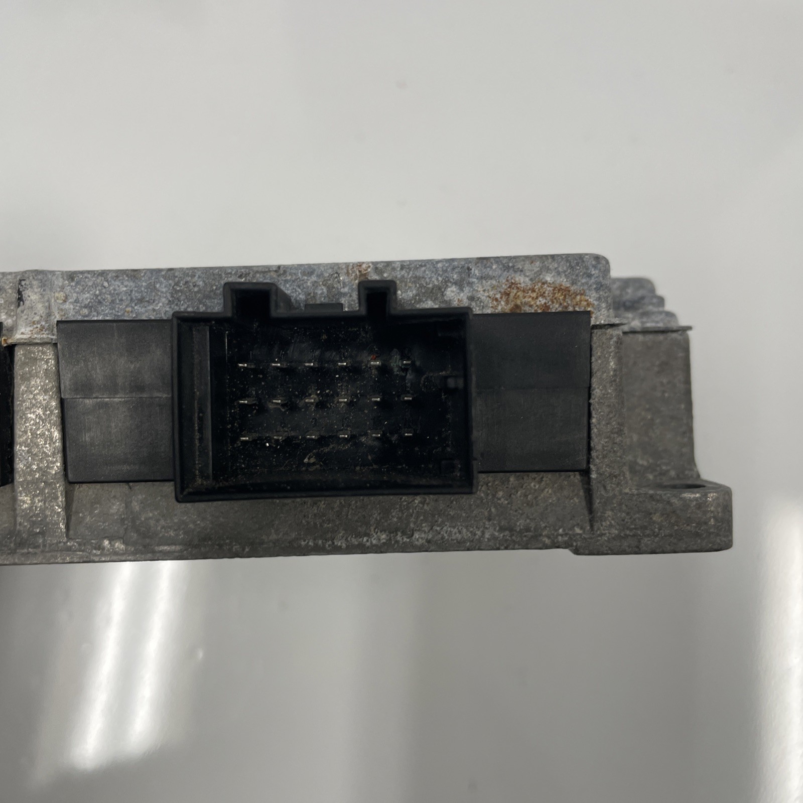 2004 Bentley Continental VSC Battery Stabilization Control Module 196600022