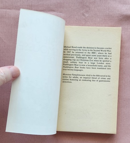 Monsieur Pamplemousse Aloft by Michael Bond, 1989, Paperback - Picture 2 of 12