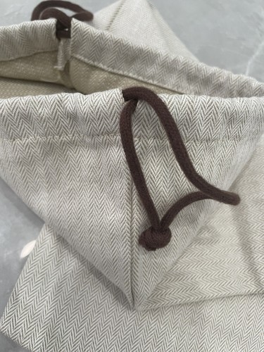 FOUR HERMES BEIGE DUST BAGS: 8.75” x 16” - Picture 9 of 24