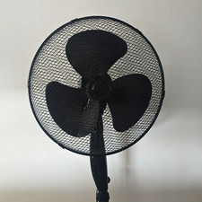 YY-SSF1601 16in/40cm Black Pedestal Fan 40W 3 Speed Push Button