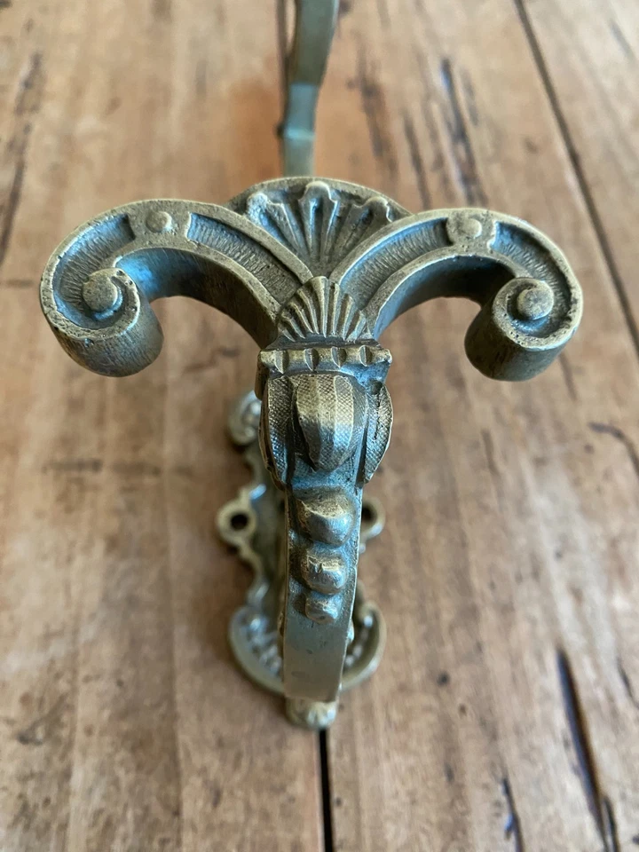 Patère Bronze Massif  porte manteaux , chateau maison de maitre - Photo 2/4