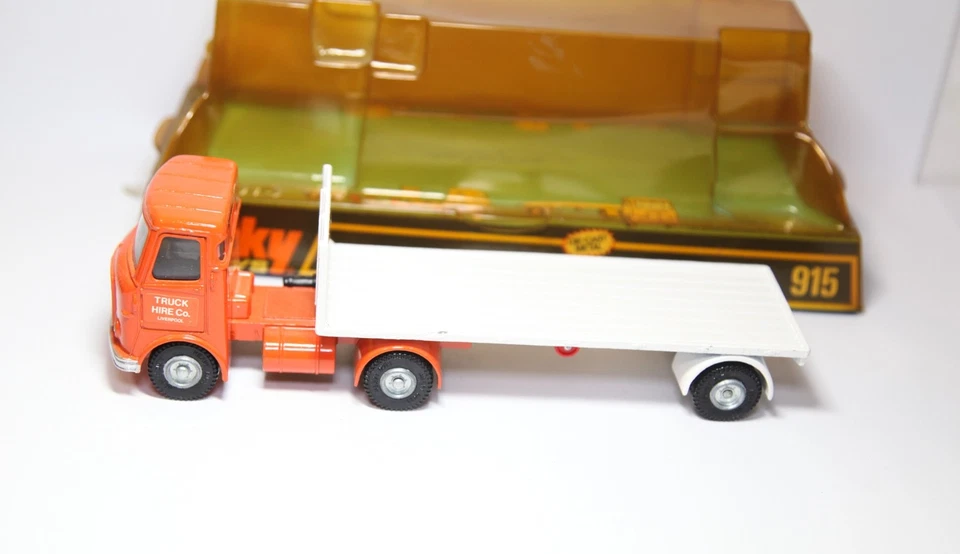 Dinky 915 AEC con remolque plano en caja original - casi como nuevo modelo vintage lote 2 Foto 2 de 4