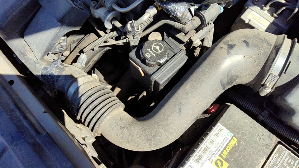 Caja de filtro de admisión de aire completa Chevy Cavalier 1995-05 carcasa con tubo fabricante original 2,2 l Foto 3 de 4