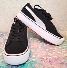 PUMA Suede Classic Canvas Lace-Up Sneakers Black/White Rubber Sole Sz 8.5