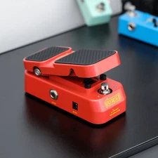 Donner Vowel 2 in 1 Wah Volume Mini Vintage Effect Pedal Active Volume Control
