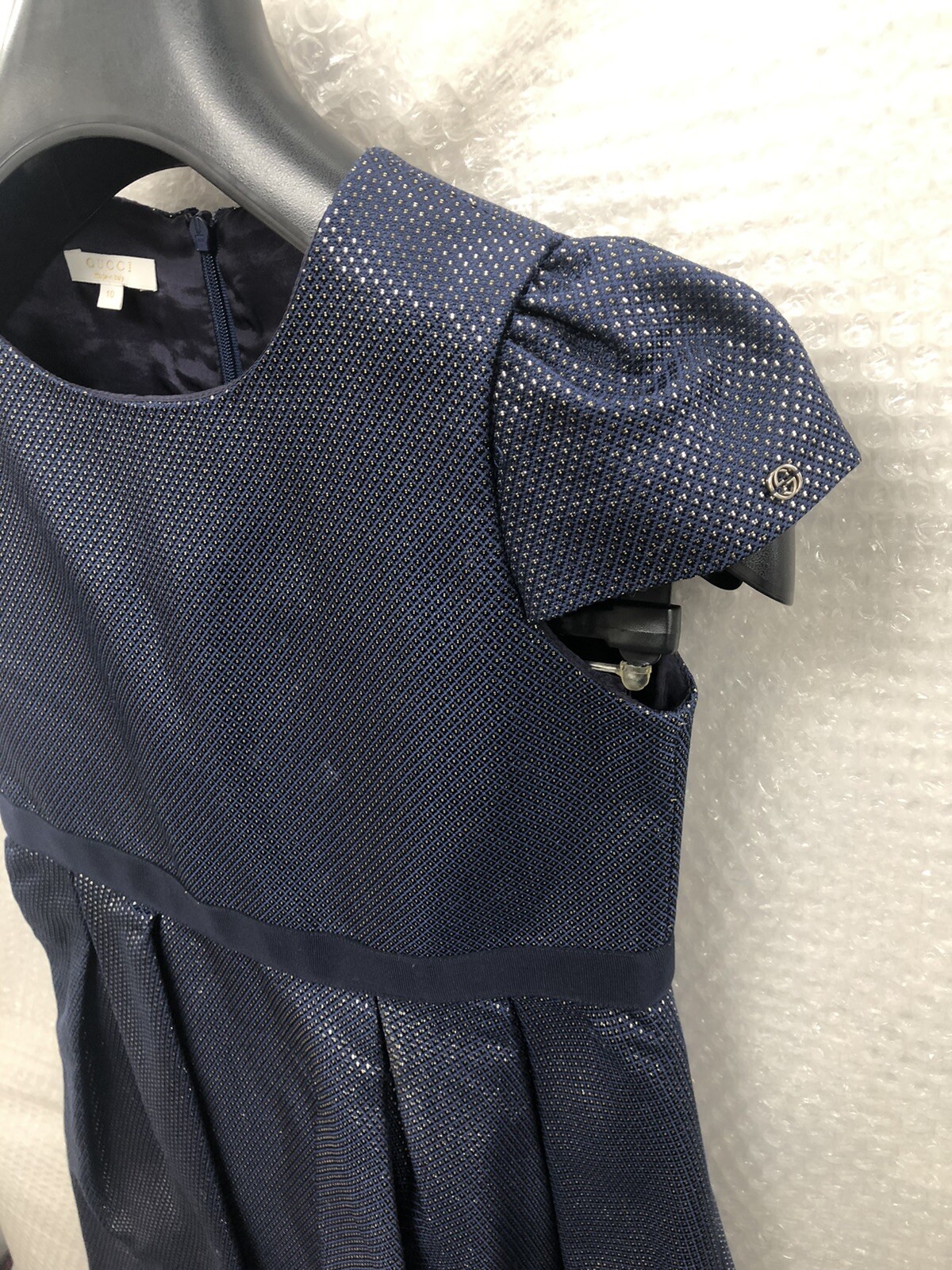 Picture 3 of 20