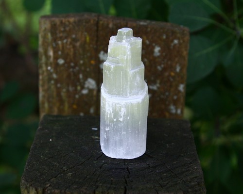 Selenite Crystal - Crown Chakra - Meditation - Picture 2 of 2