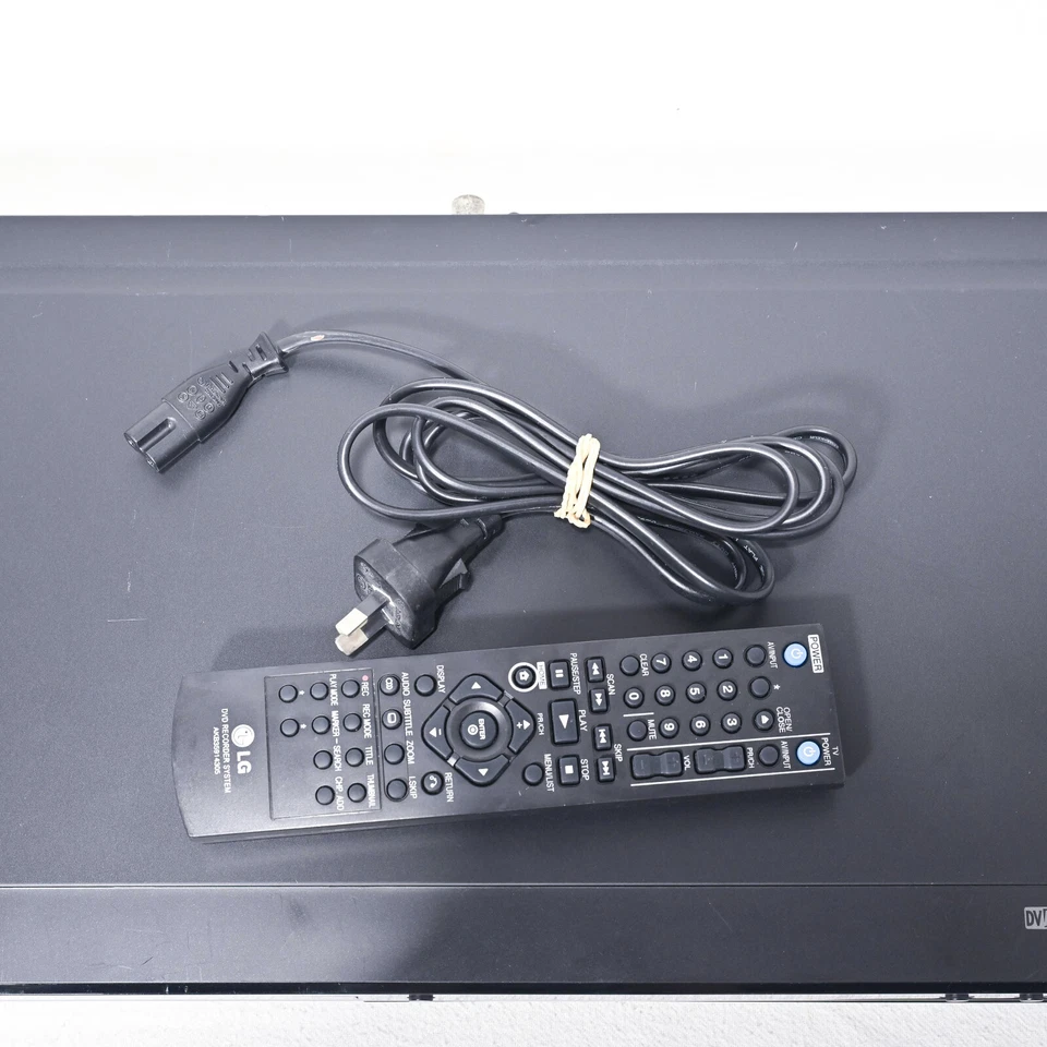 LG DR389 DVD Player USB Plus w/ Remote - Image 4 of 4