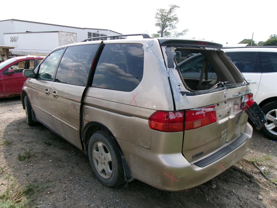 Used Washer Fluid Reservoir fits: 2000 Honda Odyssey Grade A Foto 3 de 4