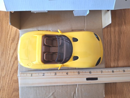 VTG AMT ERTL 1994 Dodge Viper RT/10 Promo Car #7155 Dandelion Yellow Pearlcoat - Picture 4 of 9