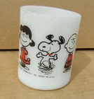 Vintage 1965 Federal Milk Glass PEANUTS SNOOPY CHARLIE LUCY Coffee Mug