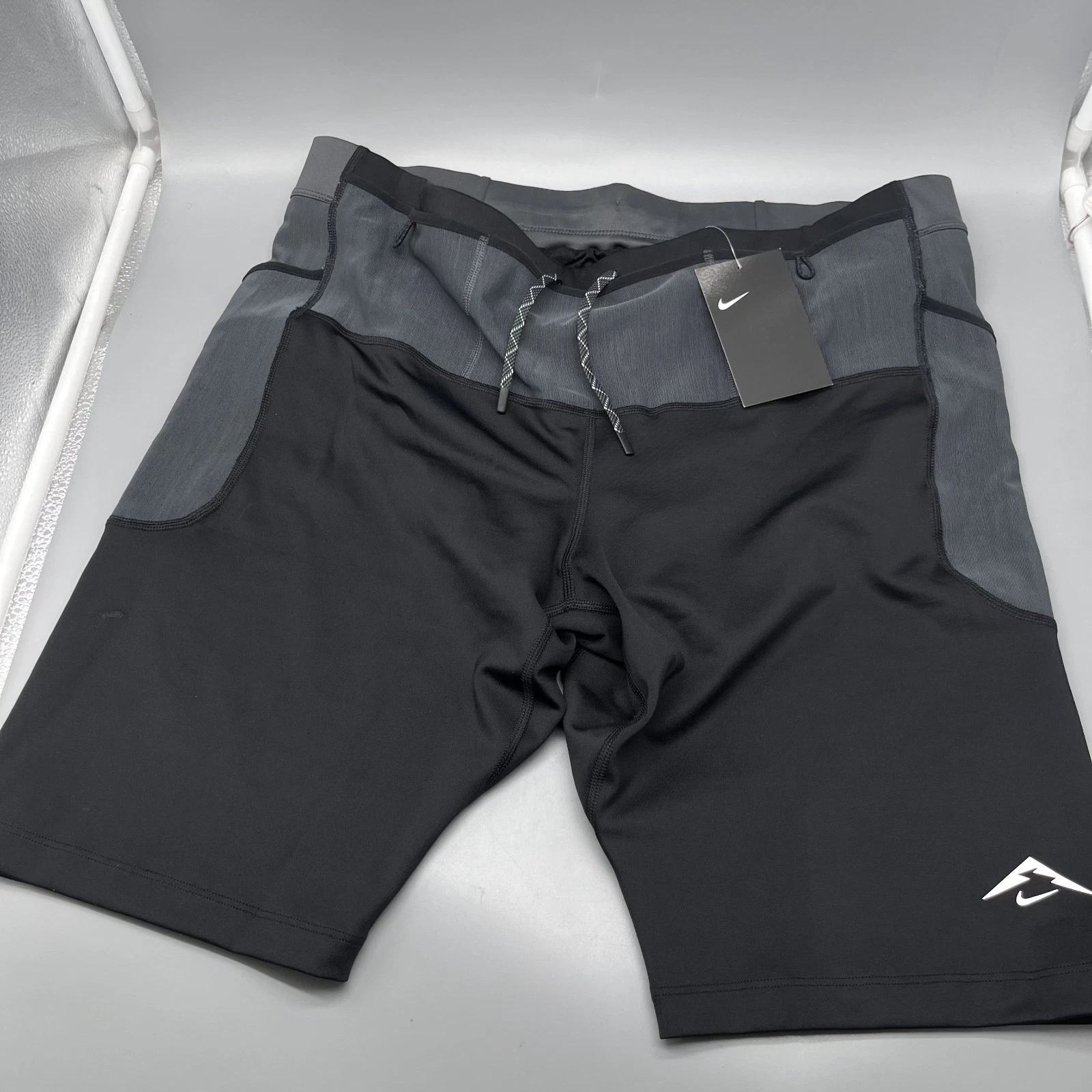 Nike Dri-Fit Trail Lava Loops 1/2 Length Running Shorts HJ4170-010 XXL Black