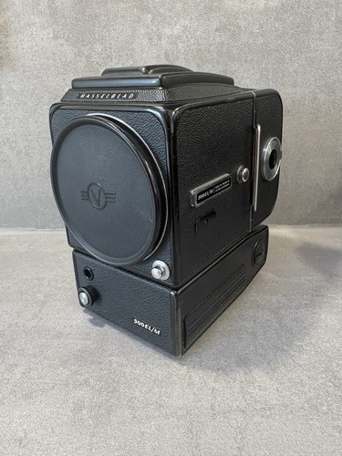 Hasselblad Body 500 EL/M Black 1981 - Läuft gut! Geprüft! Toller Zustand 19% - Picture 1 of 21