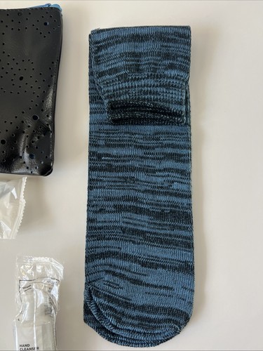 COLE HAAN AMERICAN AIRLINES amenity kit bag 3LAB Collection Black Blue - Picture 2 of 12