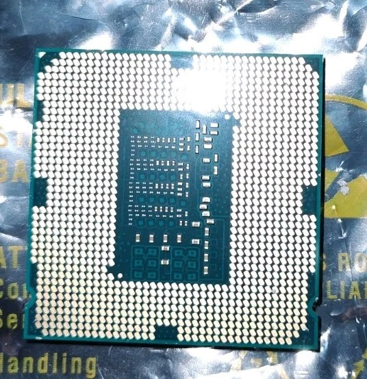 Intel Core i5-4570S - 2.90 GHz Quad-Core (SR14J) Processor +  Fan/Heat Sink - Image 2 of 4
