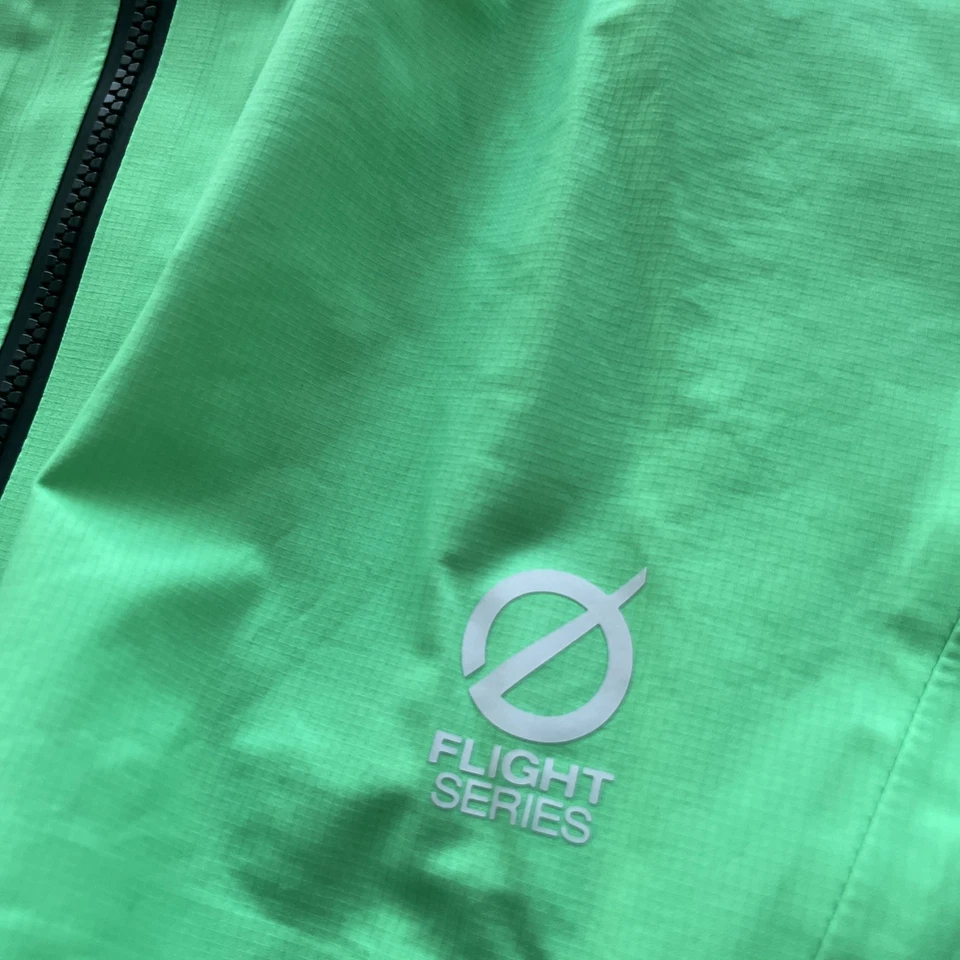 NORTH FACE Future Light Series jacket Chlorophyll green $300 - Image 3 of 4