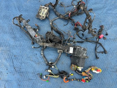 1998-2000 Volvo S70 V70 XC Engine Bay Wiring Harness w/ Fuse Box OEM #3150EM