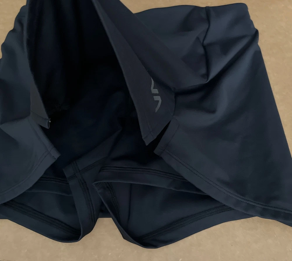 RVCA VA Essentials Black Medium Tennis Skirt for Pickleball & Athleisure