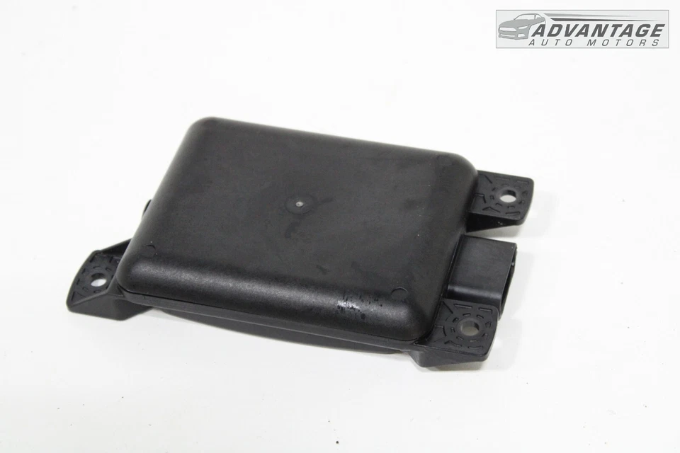 2018-2021 CHEVROLET TRAVERSE ЗАДНЯЯ ПРАВАЯ СТОРОНА СЛЕПЫЕ ЗОНЫ РАДАР МОДУЛЬ ДАТЧИК OEM - Изображение 2 из 4