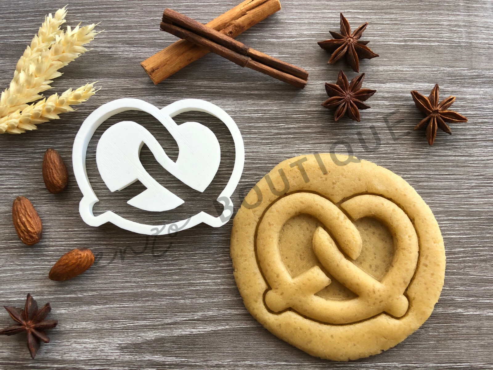 Cortador de galletas Pretzel | Decoración de pasteles de fondant | Vendedor del Reino Unido