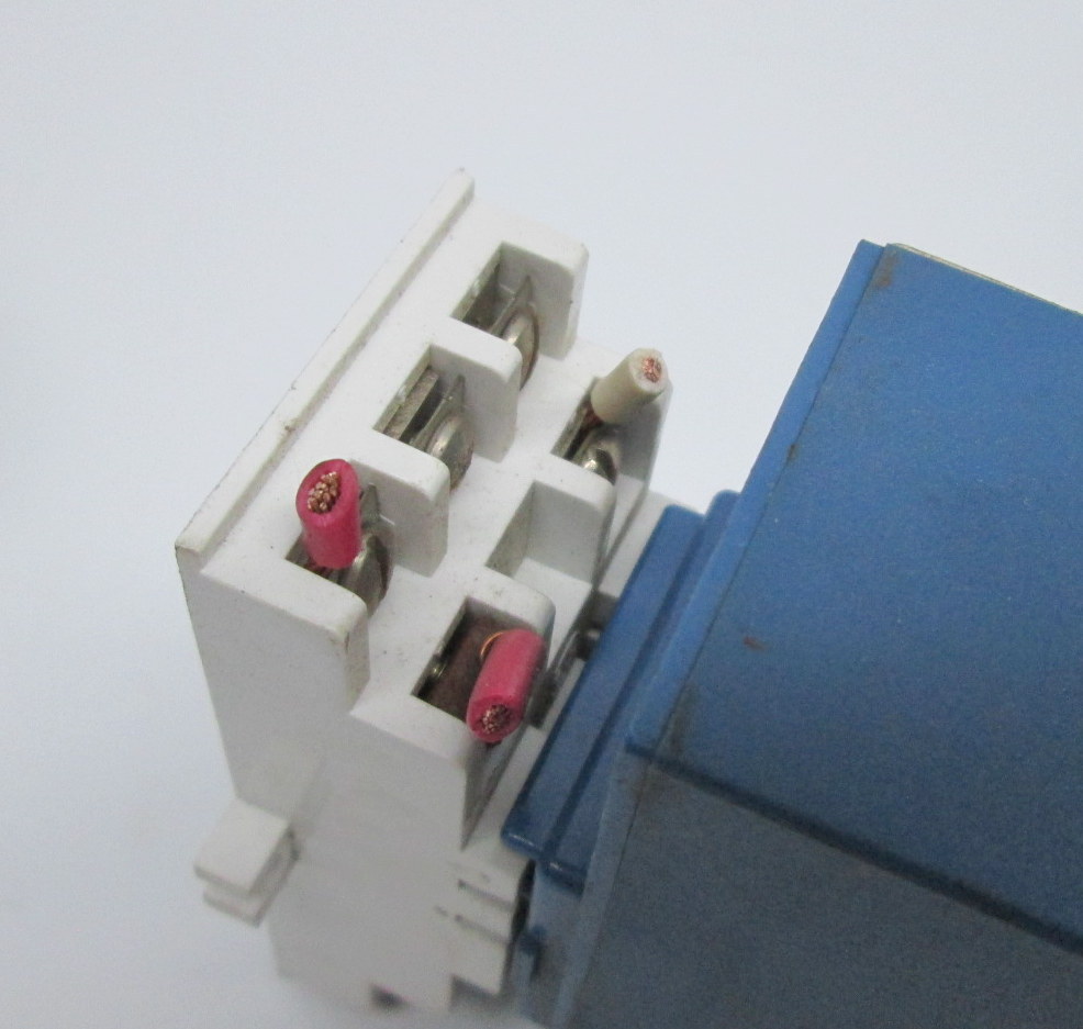 ATC Series 328 Mos Time Delay Relay 12V 5Amp 1/6Hp 125250Vac (100633