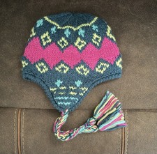 The North Face Women s Beanie Earflap Cable knit Hat One Size