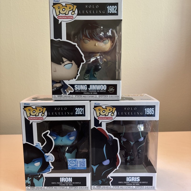 Funko Pop! Vinyl: Solo Leveling Lot of 3 Chase Sung Jin Woo, Iron, And Igris