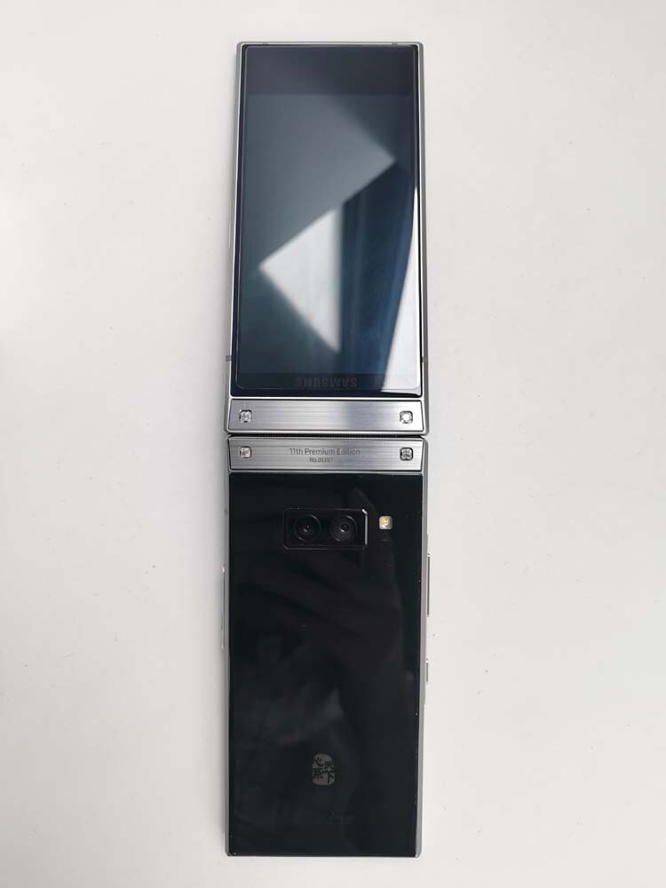 Samsung W2019 flagship Flip phone 256GB/128GB 4G Android Good