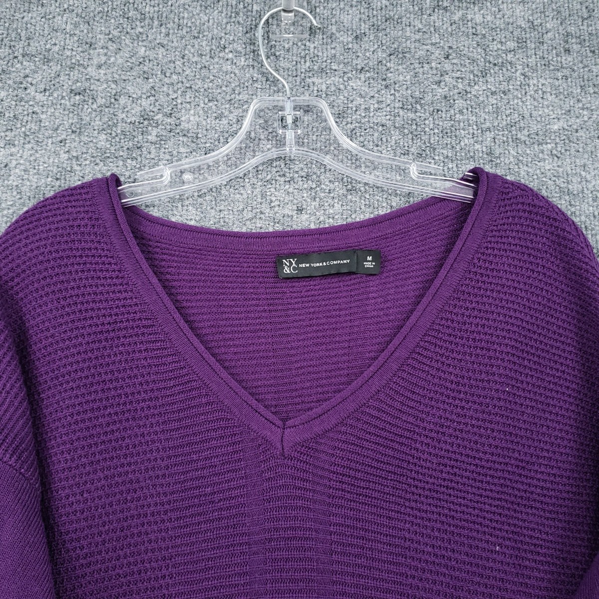 New York & Company Sweater M Medium Purple Pullover Ruched New York & Company Sweater M Medium Purple Pullover Ruched