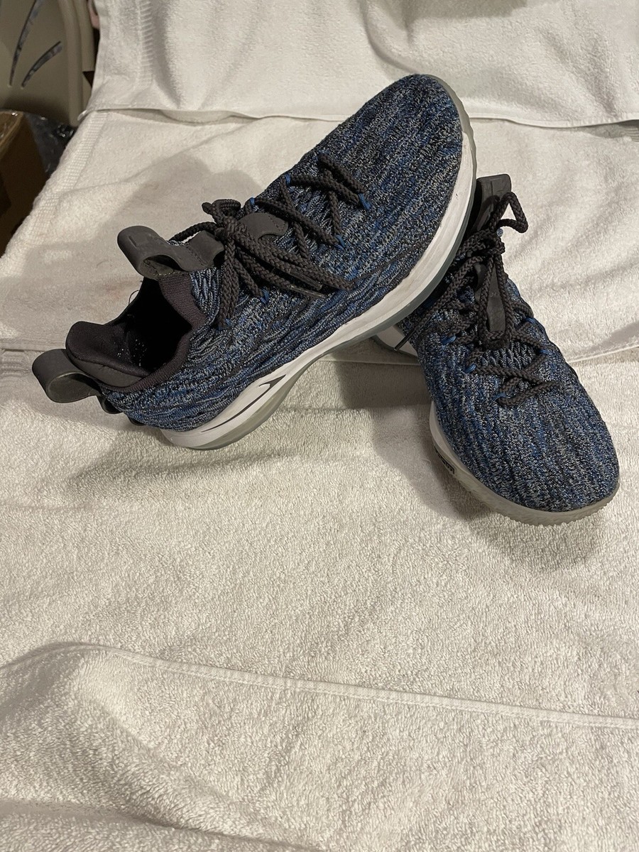 Nike LeBron XVI 15 Low Signal Blue Size 8.5 AO1755-400  display picture 3