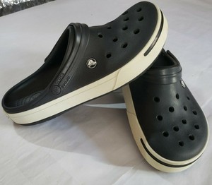 crocs authentic