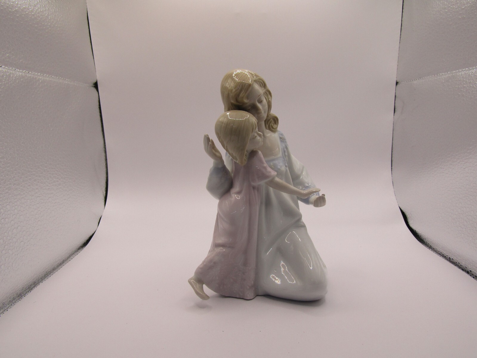 Picture 1 of 5