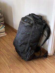 arc zip 57l backpack