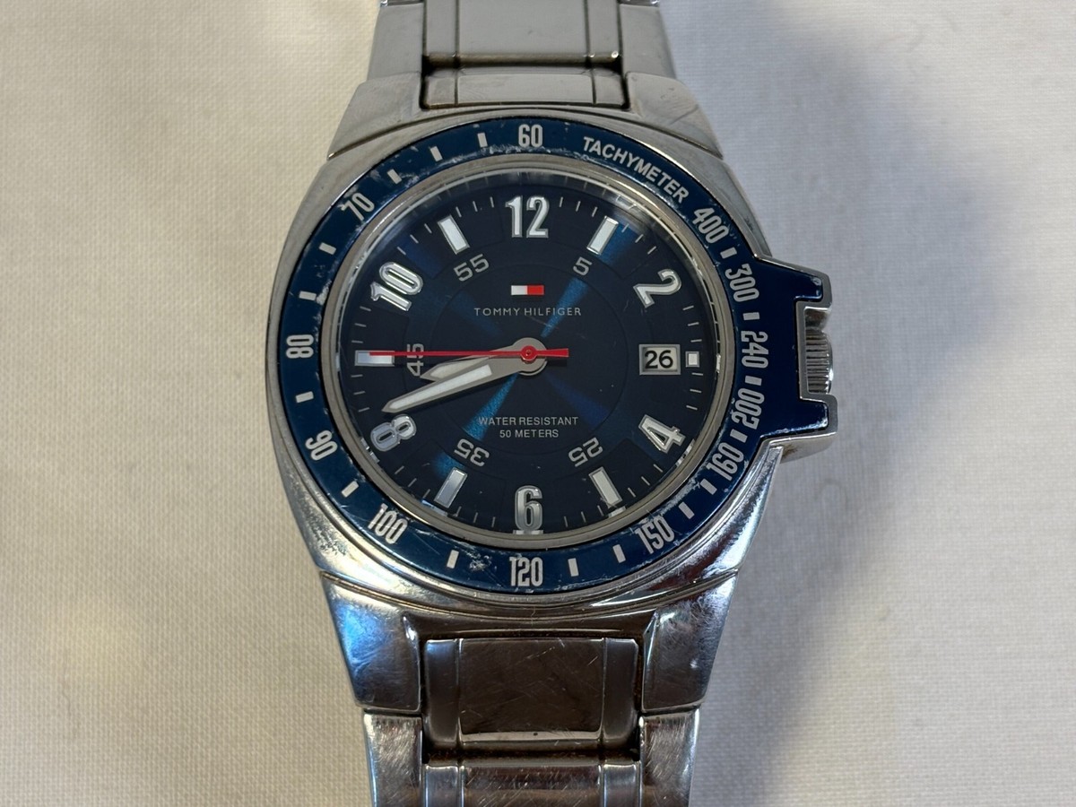 TOMMY HILFIGER UHR HERREN EDELSTAHL ARMBAND QUARZ DATUM ORIGINAL