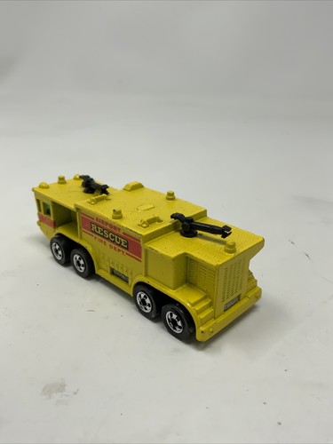 Hot Wheels Yellow Airport Rescue Loose - Picture 3 of 12