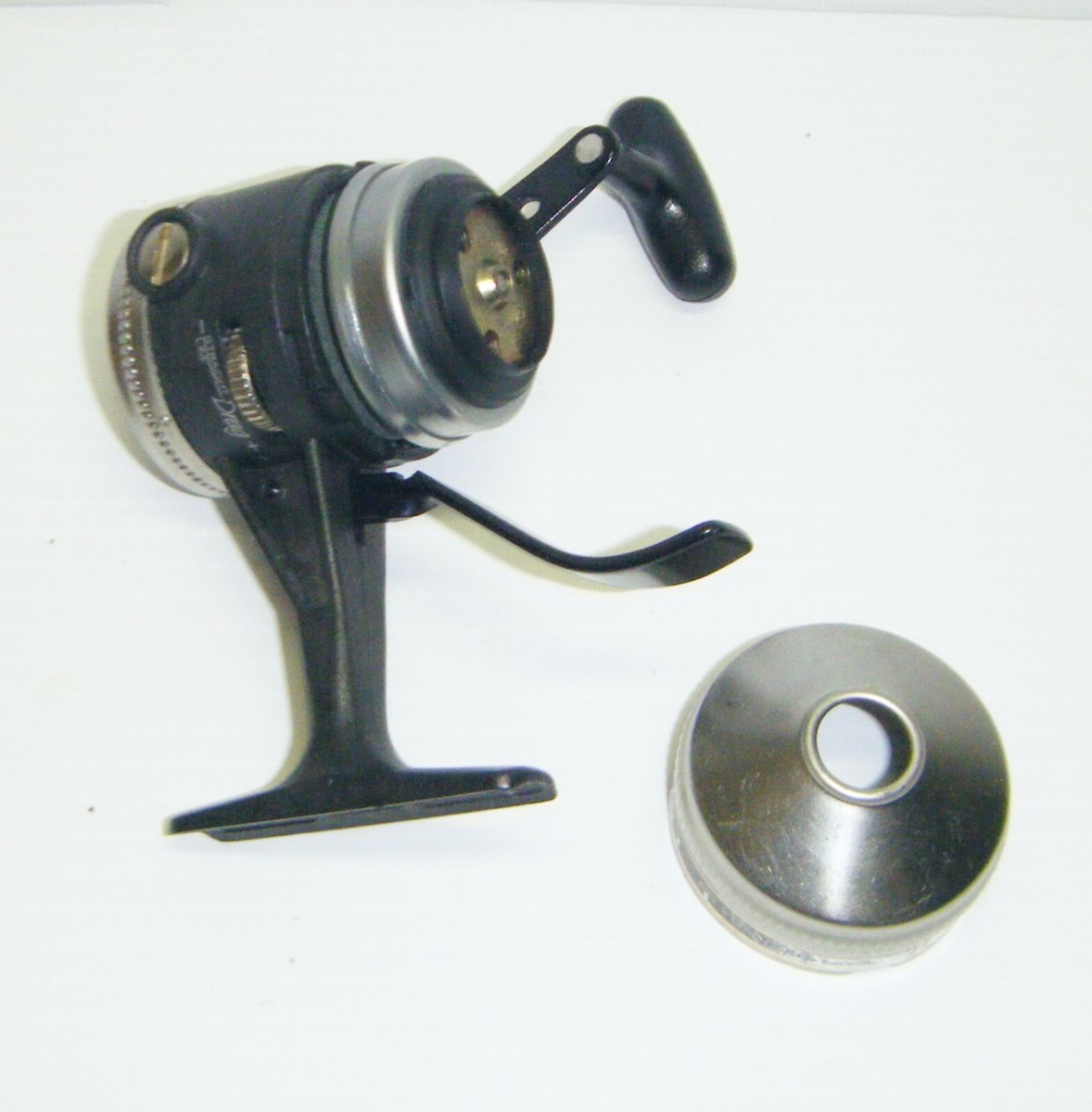 Vintage Zebco Brunswick 1992 Trigger Spin UL2 Underspin Casting